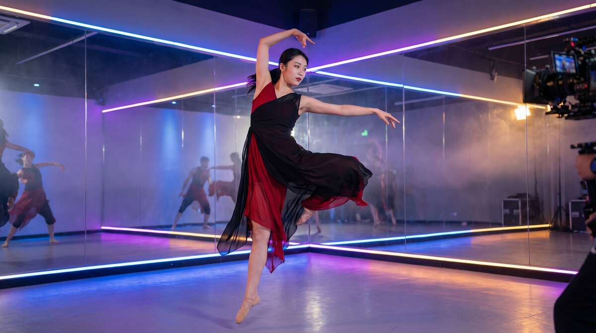 欧美精品舞蹈视频表演